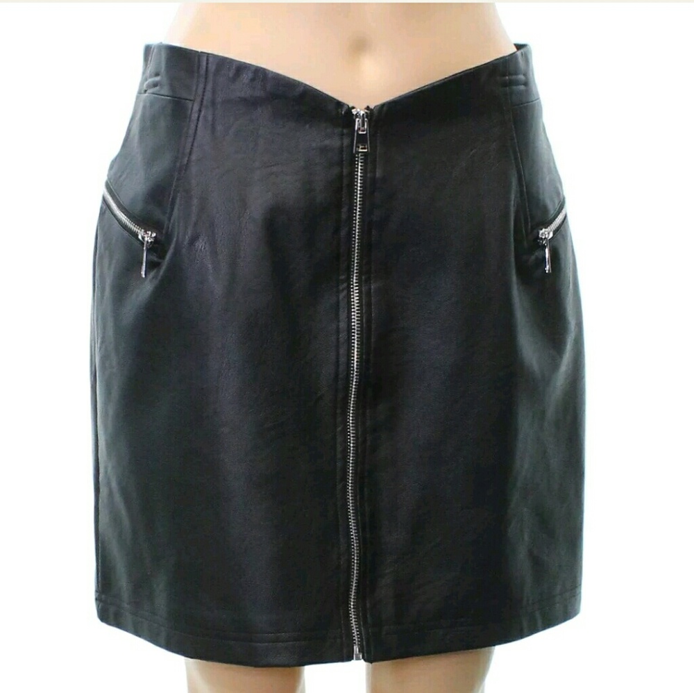 Faux Leather Zipper Skirt